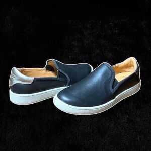 UGG Women’s  Black Cas Slip-On Loafers